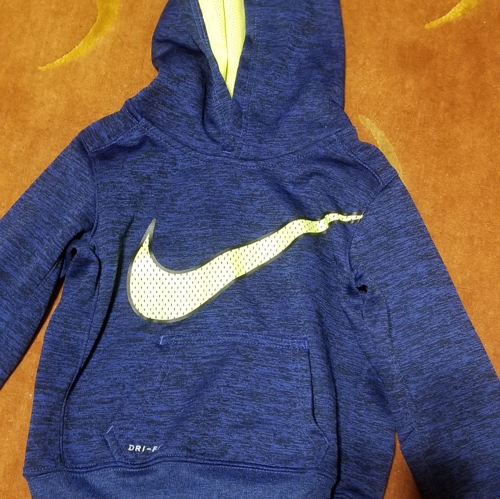 2t Nike hoodies